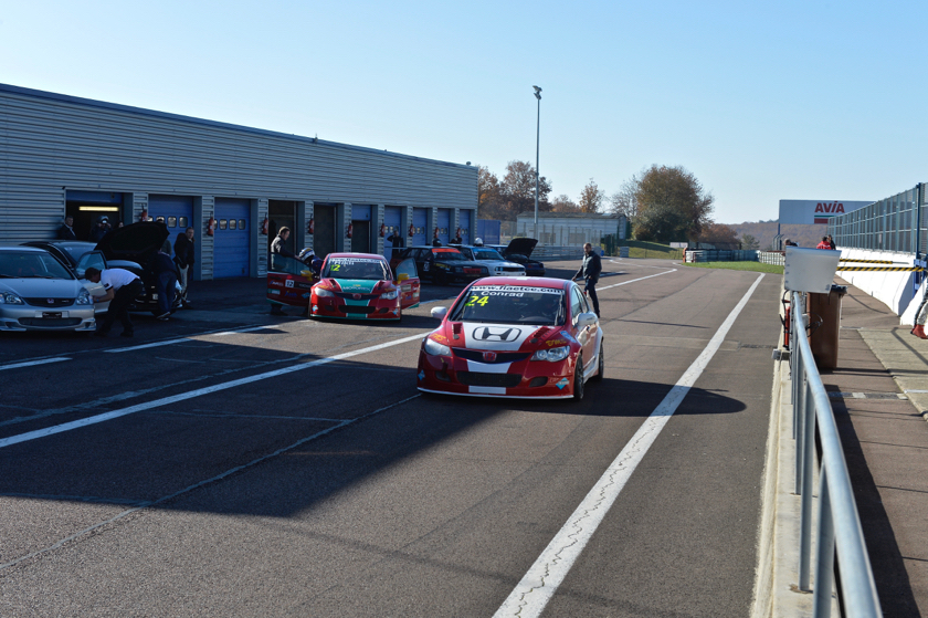 31. Oktober 2015 - Dijon Rikli Track Day